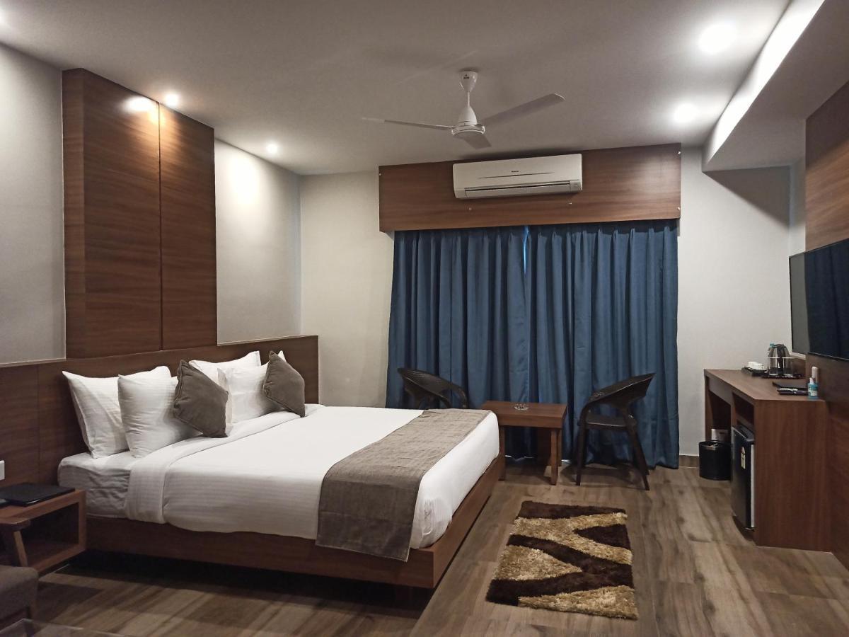 Hotel Tree Fern Dibrugarh Exterior photo