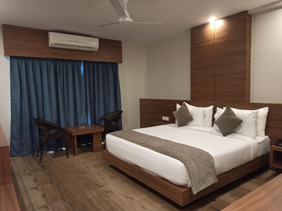 Hotel Tree Fern Dibrugarh Exterior photo