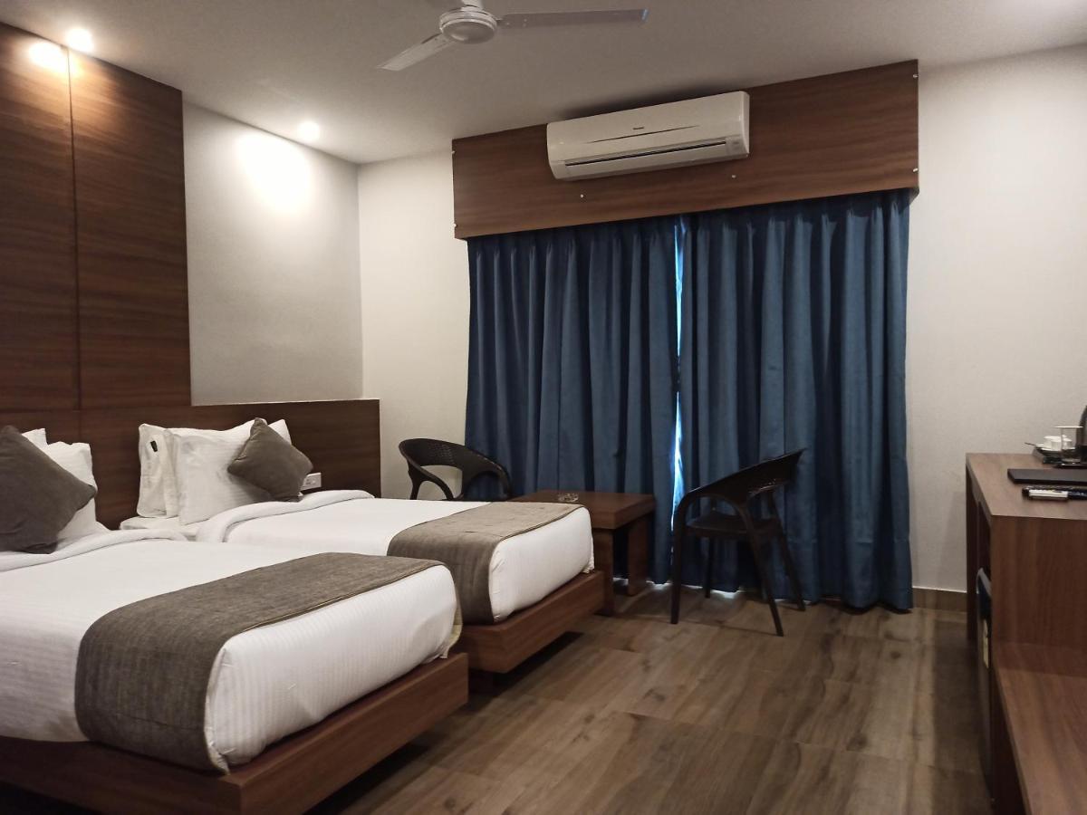 Hotel Tree Fern Dibrugarh Exterior photo