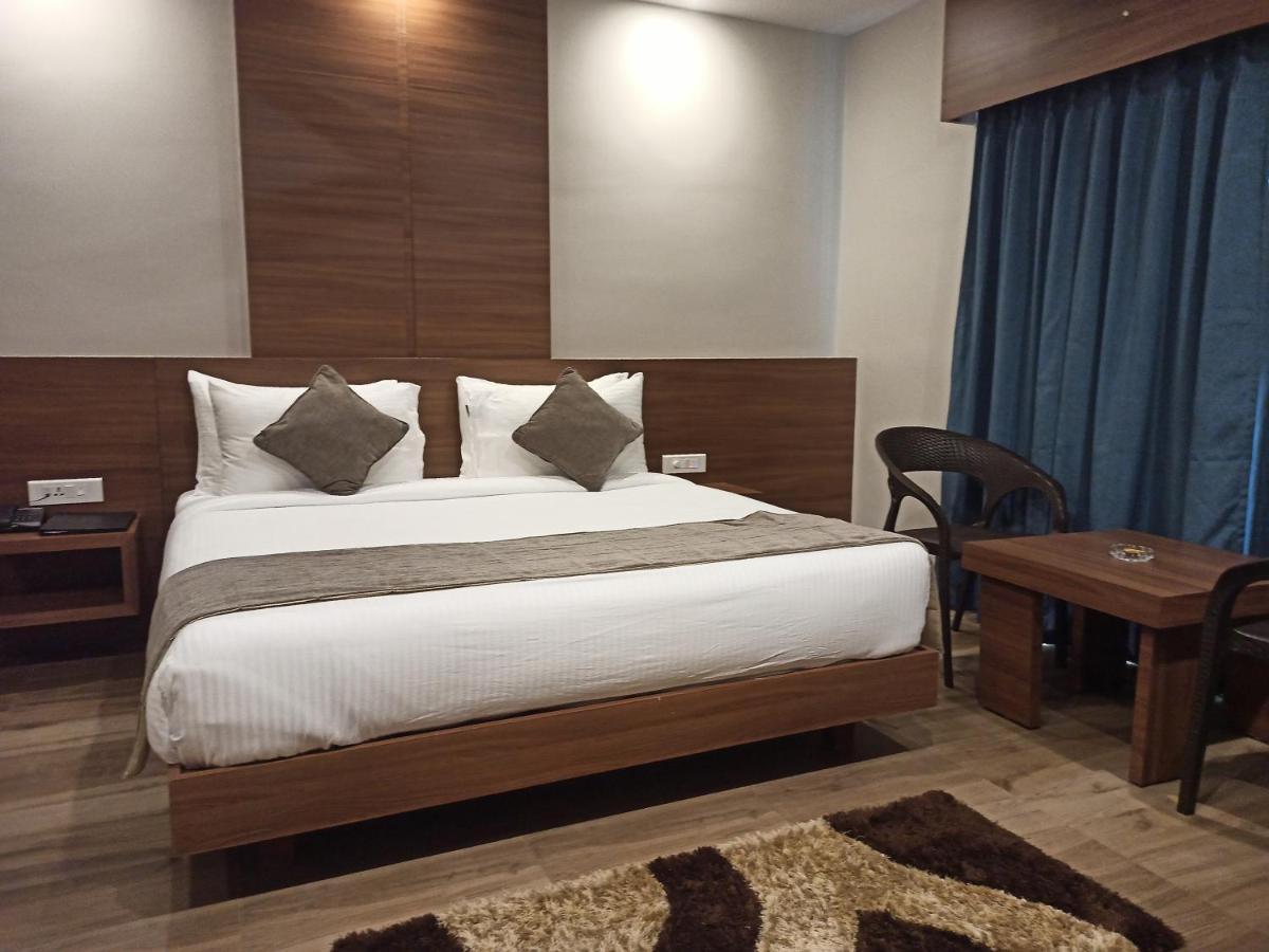 Hotel Tree Fern Dibrugarh Exterior photo