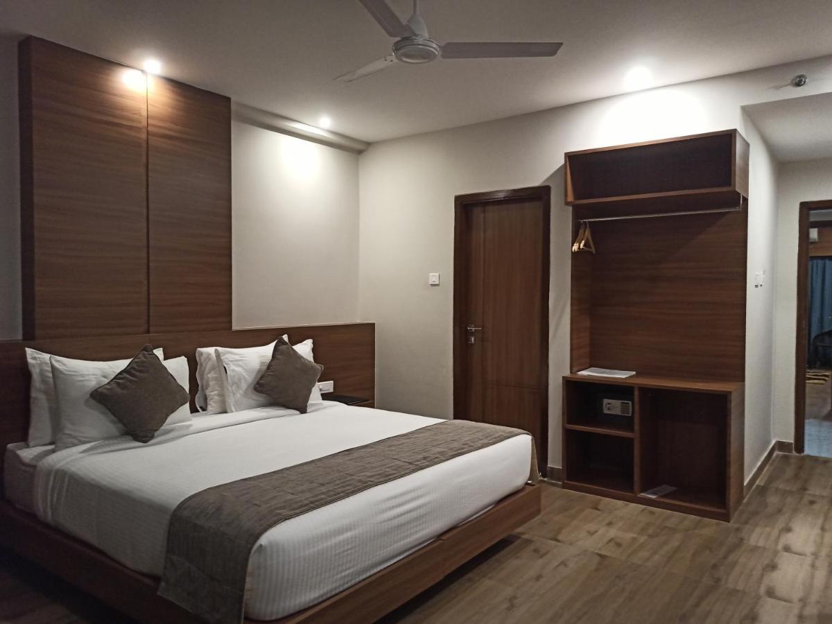 Hotel Tree Fern Dibrugarh Exterior photo