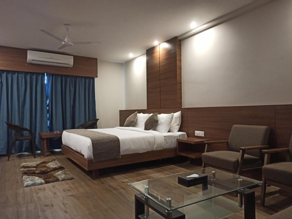 Hotel Tree Fern Dibrugarh Exterior photo
