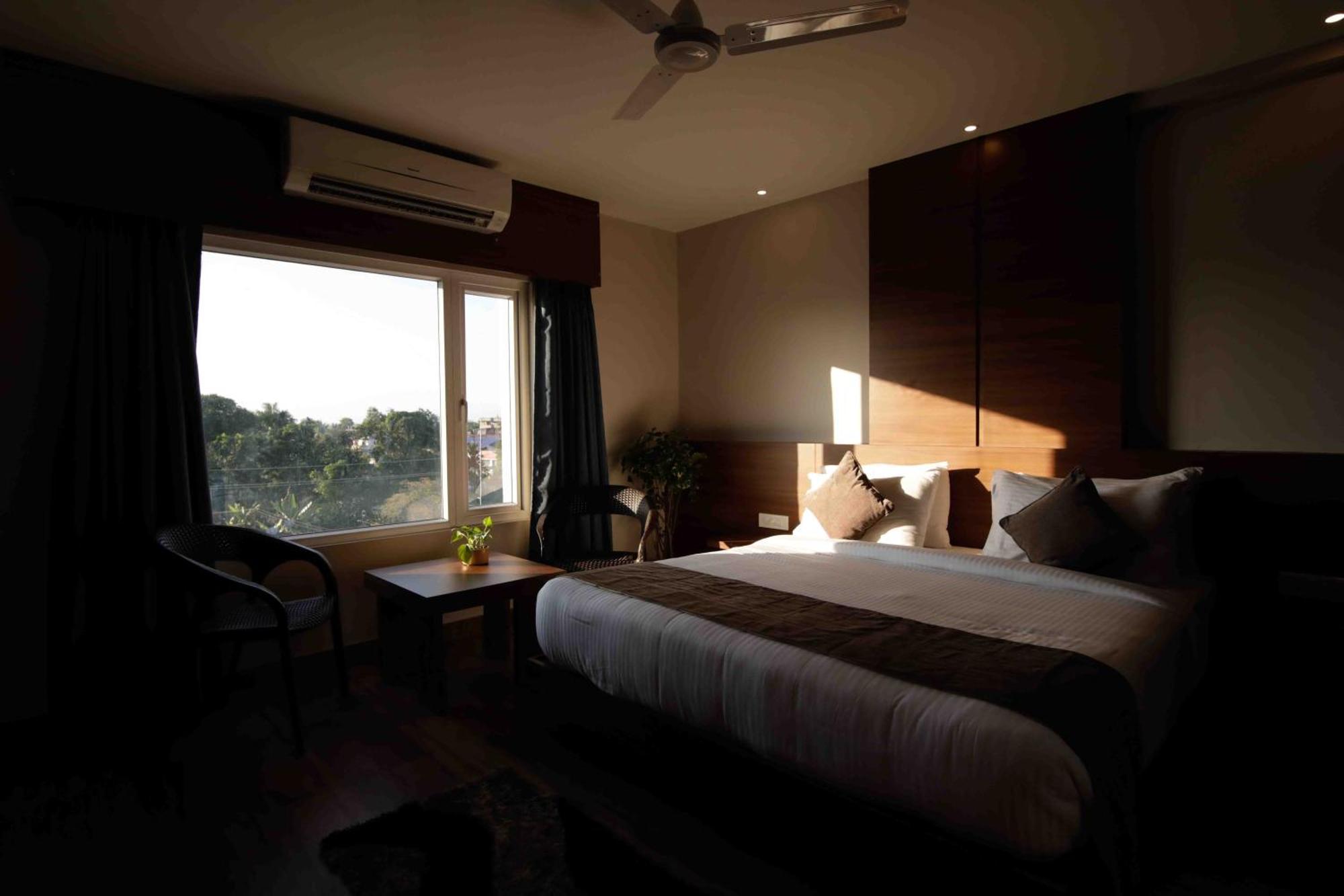 Hotel Tree Fern Dibrugarh Exterior photo